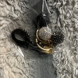 Elegant Black and Gold Key Holder